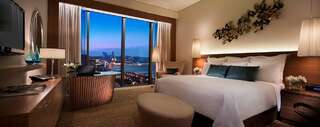 Отель JW Marriott Absheron Baku Hotel Баку Номер Делюкс с 1 кроватью размера «king-size» и видом на море-2