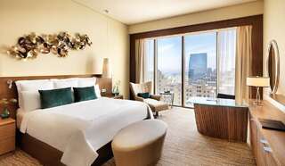 Отель JW Marriott Absheron Baku Hotel Баку Номер Делюкс с 1 кроватью размера «king-size» и видом на город-2